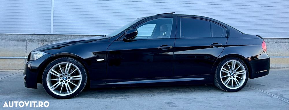 BMW Seria 3 320d Sport Line - 29