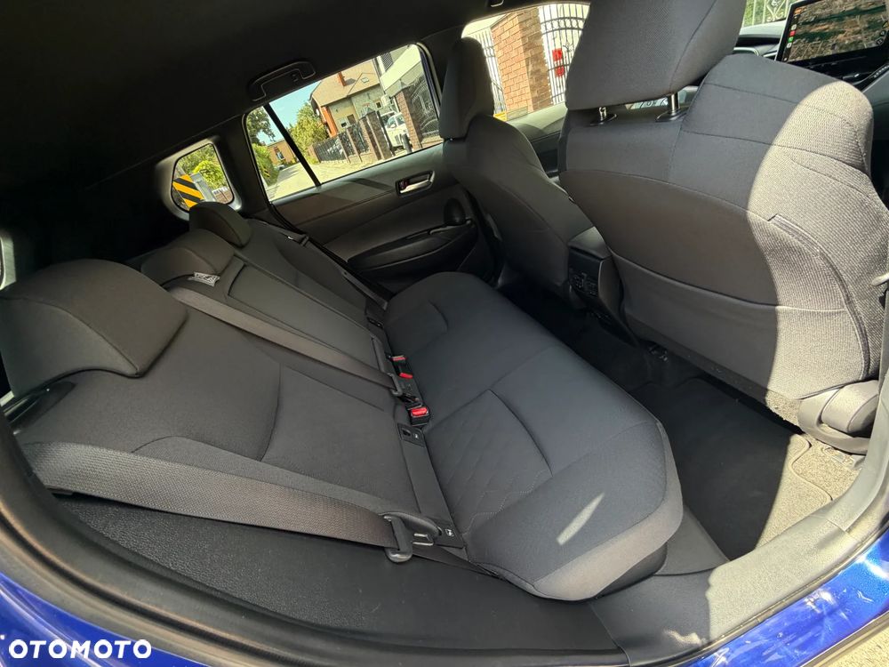 Toyota Corolla Cross 2.0 Hybrid Comfort - 32