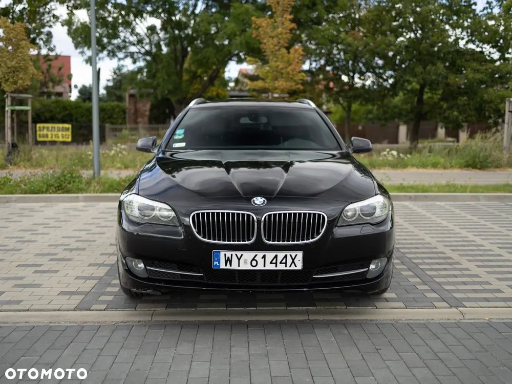 BMW Seria 5 530d xDrive - 3