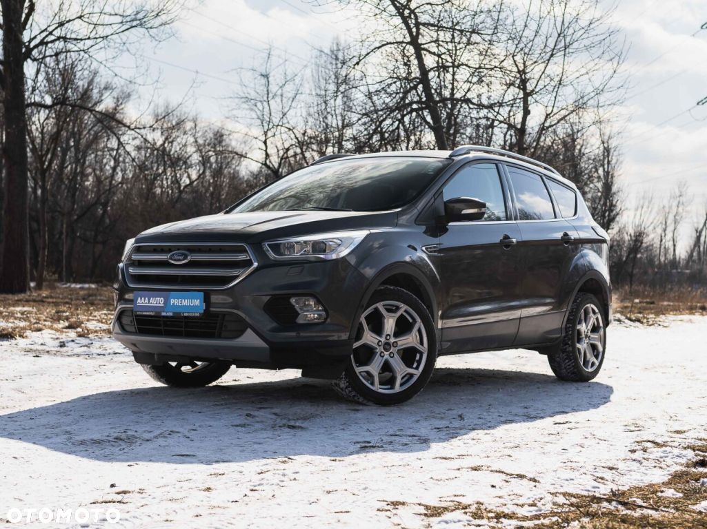 Ford Kuga - 1