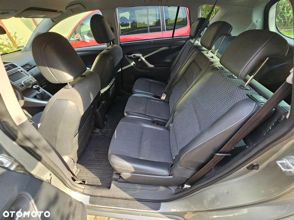 Toyota Verso 1.8 Sol plus - 17