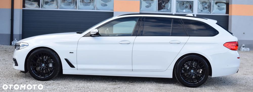 BMW Seria 5 525d Touring Sport Line - 14
