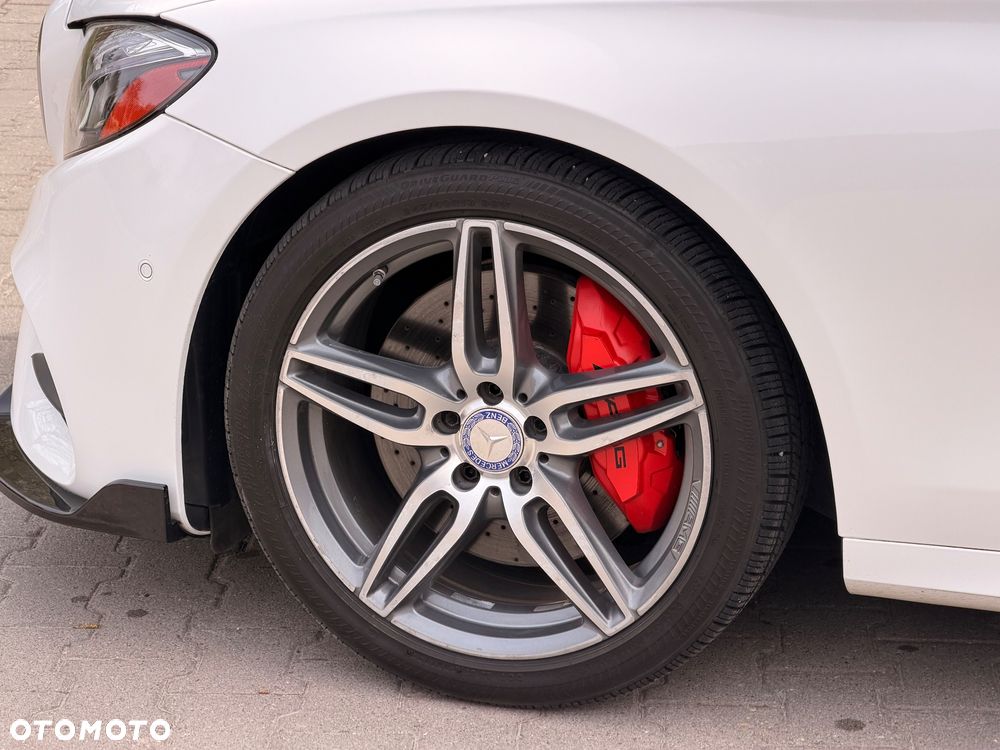 Mercedes-Benz Klasa E 300 9G-TRONIC AMG Line - 5
