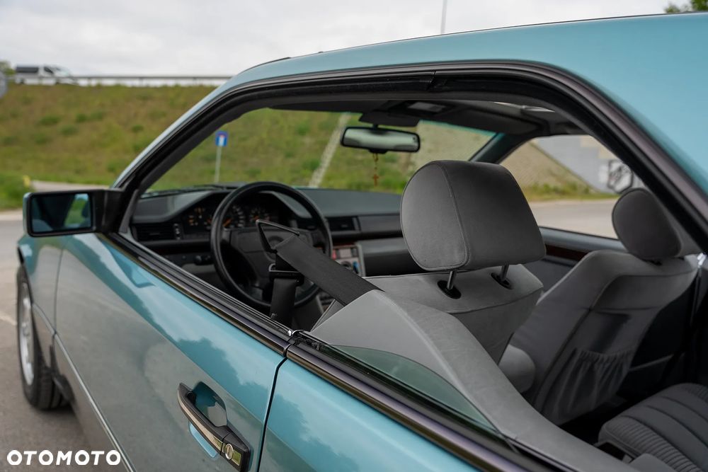 Mercedes-Benz W124 (1984-1993) - 18