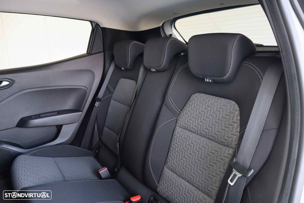 Renault Clio 1.0 TCe Evolution Bi-Fuel - 38