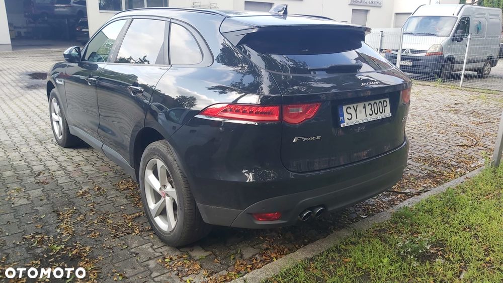 Jaguar F-Pace - 5