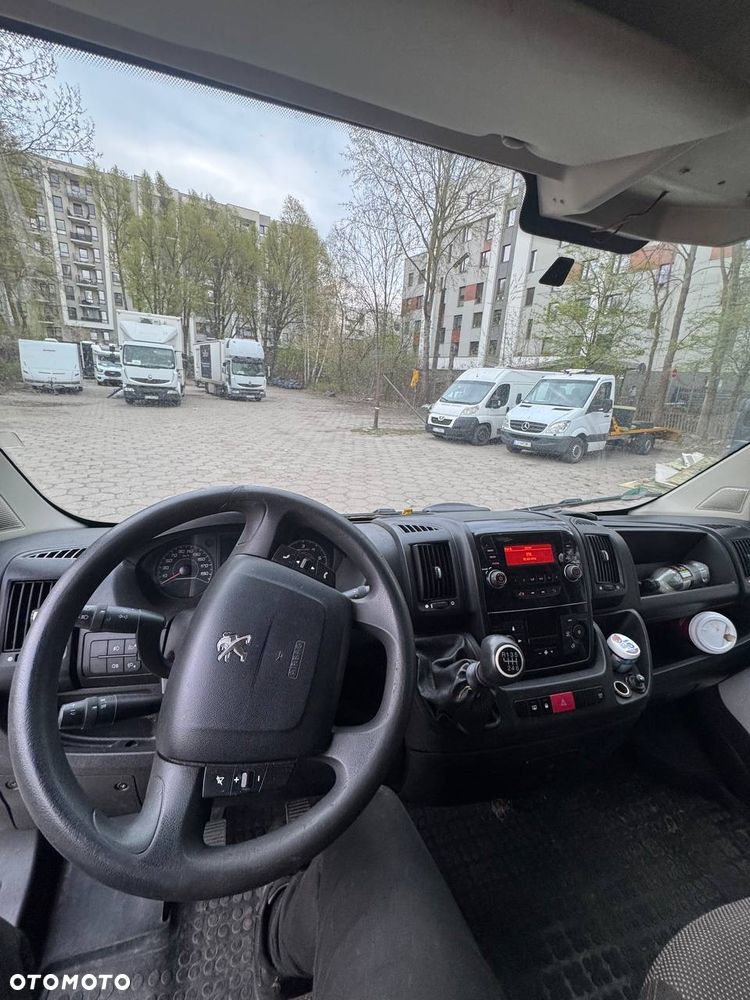 Peugeot Boxer - 12