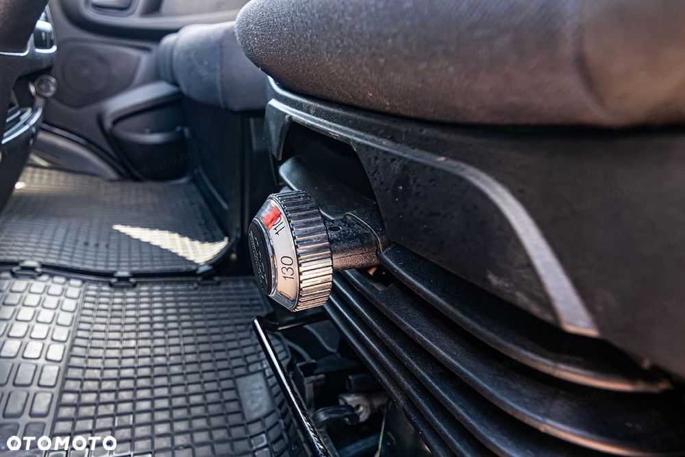 Iveco Daily 35S18 L4H2 Hi-Matic 3.0 180KM - 17