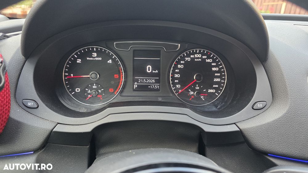 Audi Q3 2.0 TDI Quattro Stronic Sport - 8