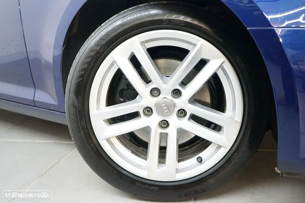 Audi A4 Avant - 10