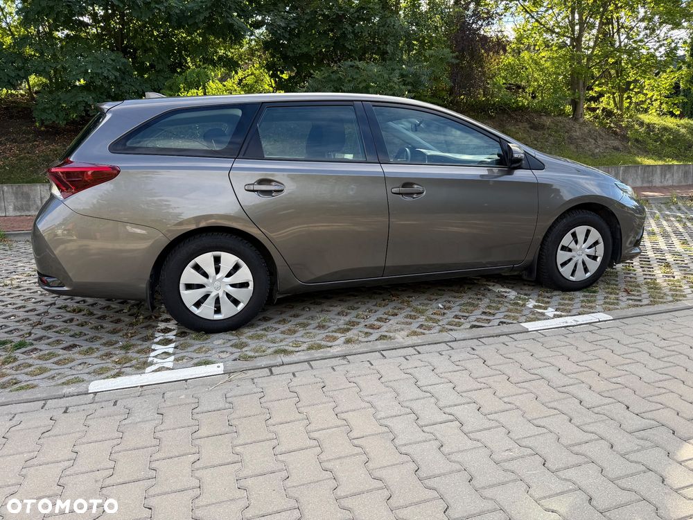 Toyota Auris 1.6 Active - 6