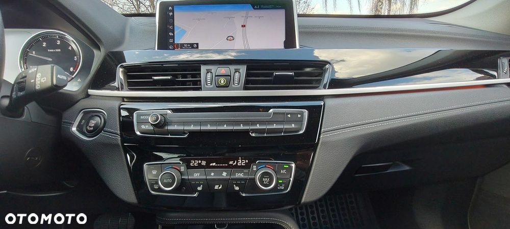 BMW X1 sDrive18d - 10