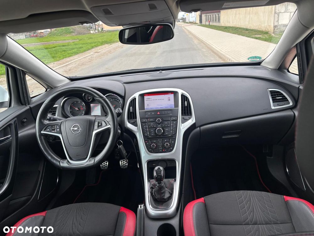 Opel Astra 2.0 BiTurbo CDTI DPF ecoFLEX SportsTourer St - 13