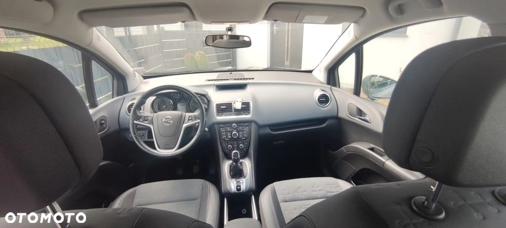 Opel Meriva - 10