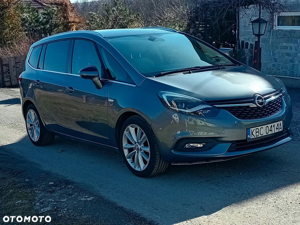 Opel Zafira - 10