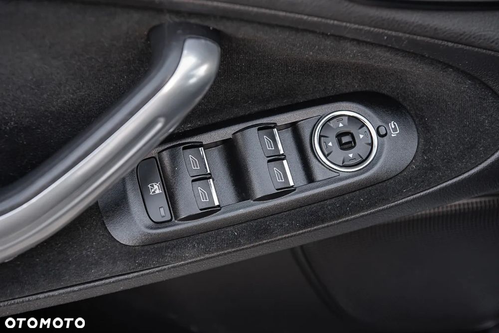 Ford S-Max 2.5 Titanium - 16