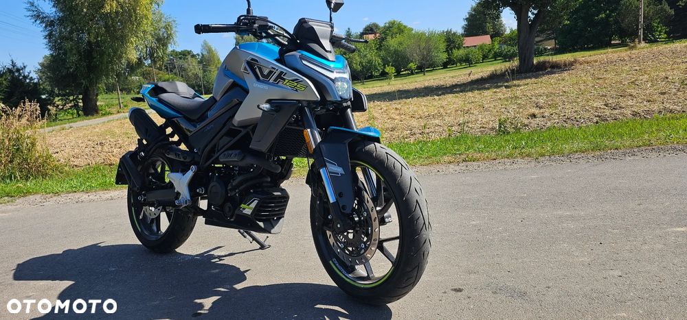 CFMoto NK - 9
