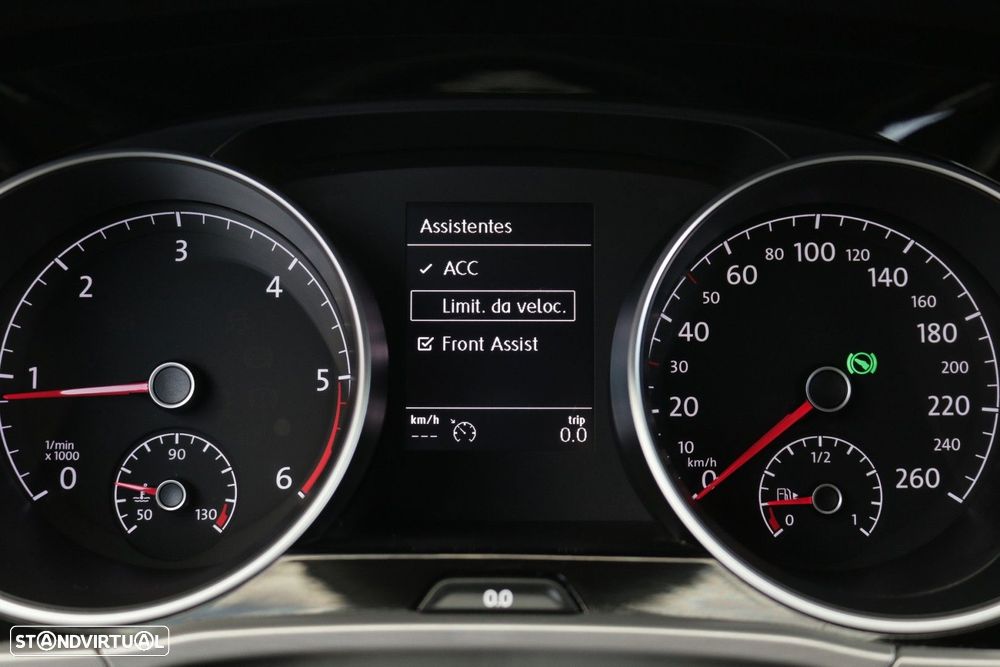 VW Touran 1.6 TDI Confortline DSG - 45