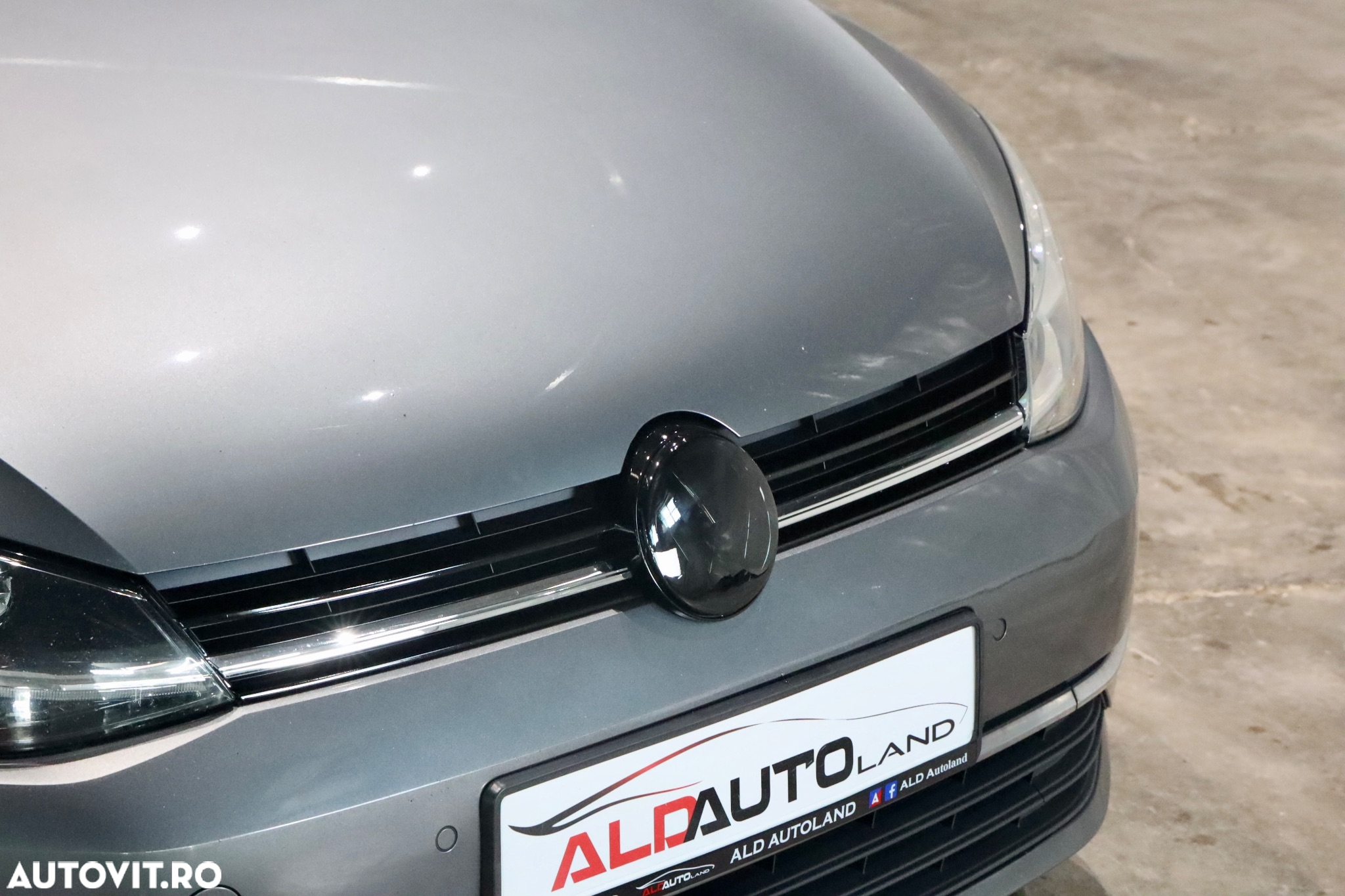 Volkswagen Golf 1.6 TDI DSG Comfortline - 31