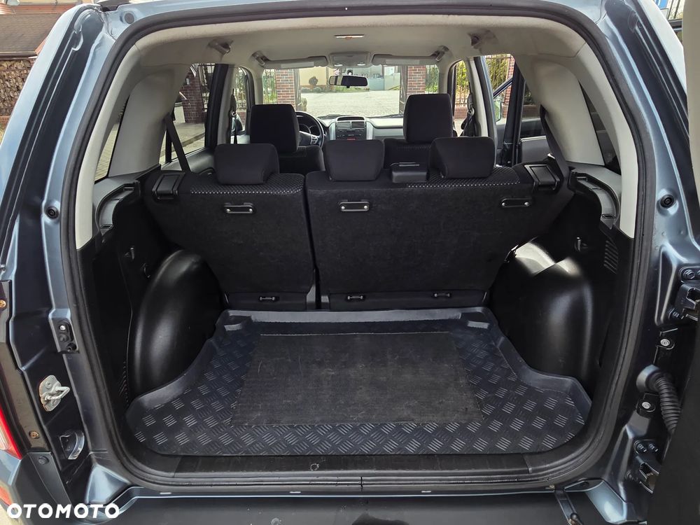 Suzuki Grand Vitara 1.9 DDiS Comfort DPF Family - 25