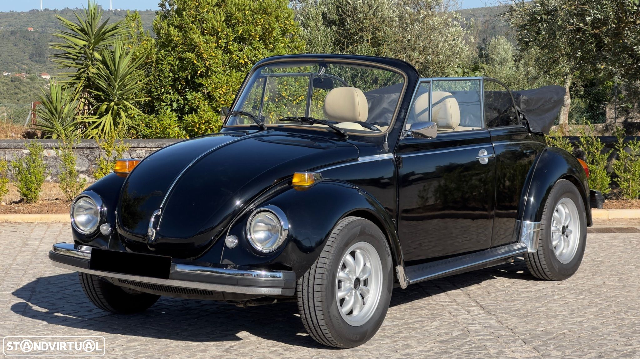 VW Carocha Cabrio - 1