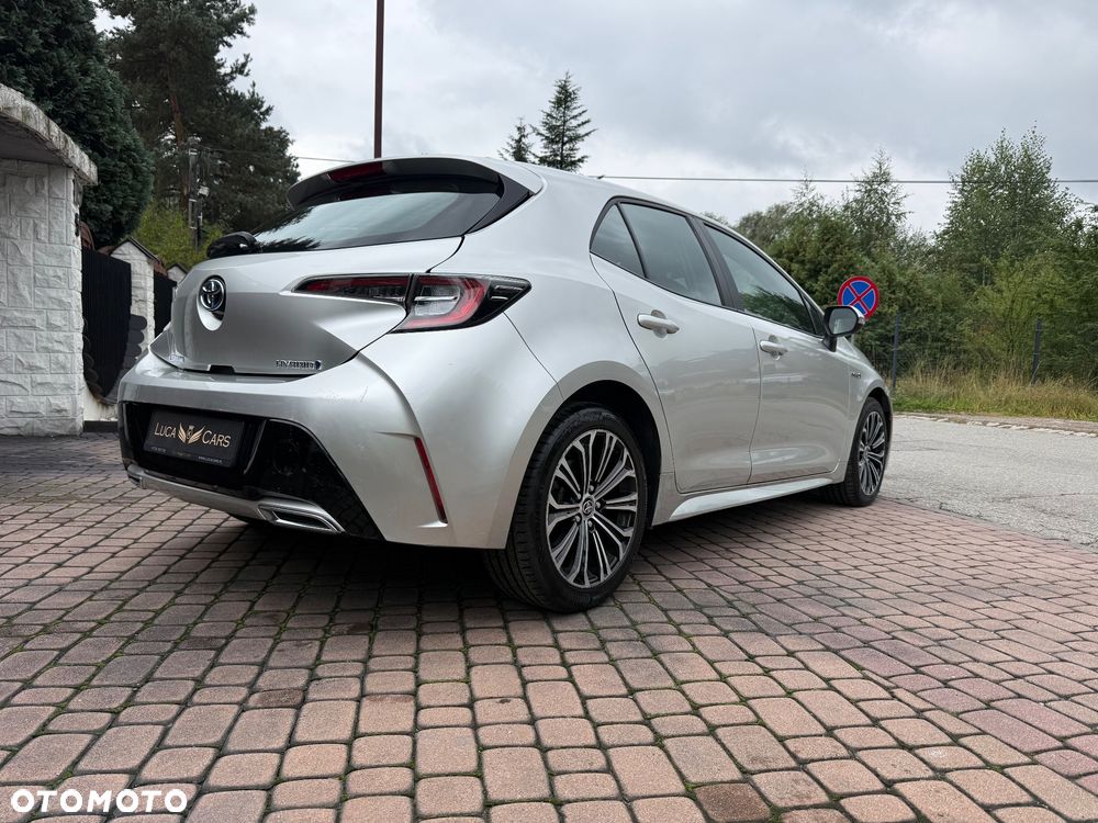 Toyota Corolla - 10