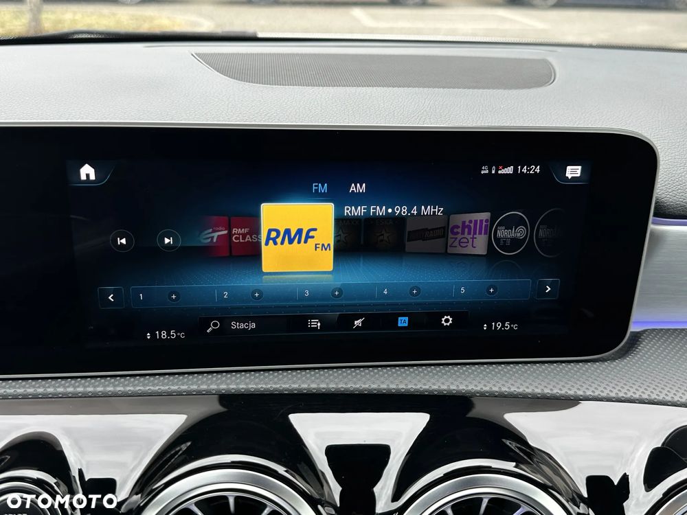 Mercedes-Benz Klasa A 250 Progressive 7G-DCT - 34