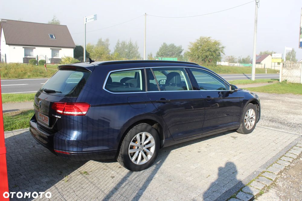 Volkswagen Passat Variant 1.6 TDI SCR DSG Comfortline - 15