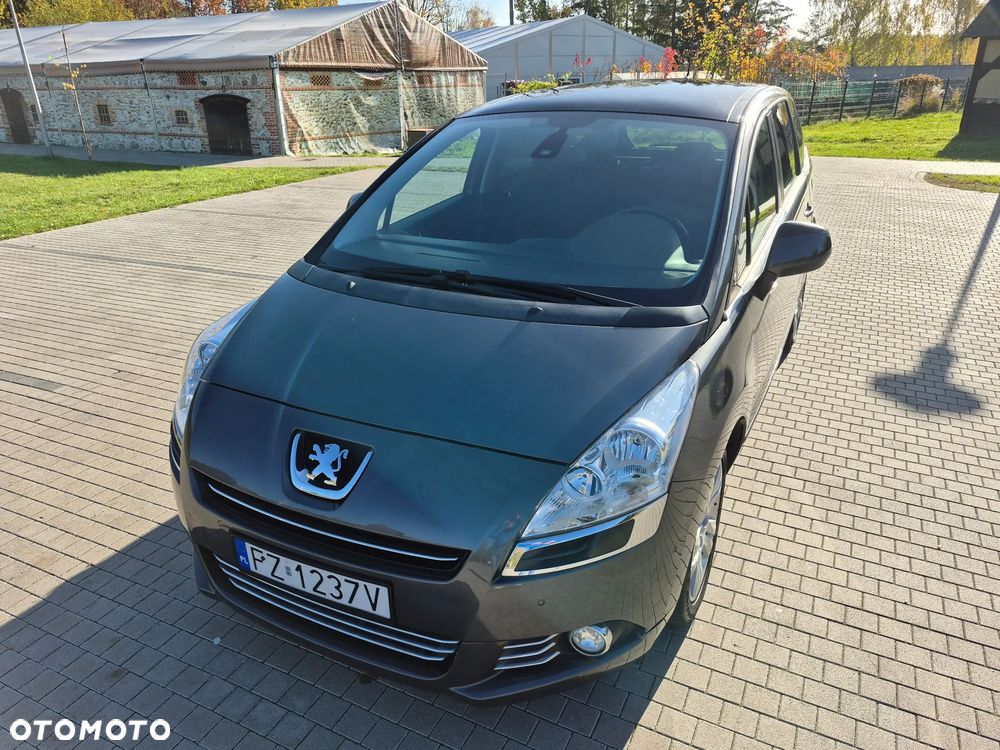 Peugeot 5008 2009 photo 5