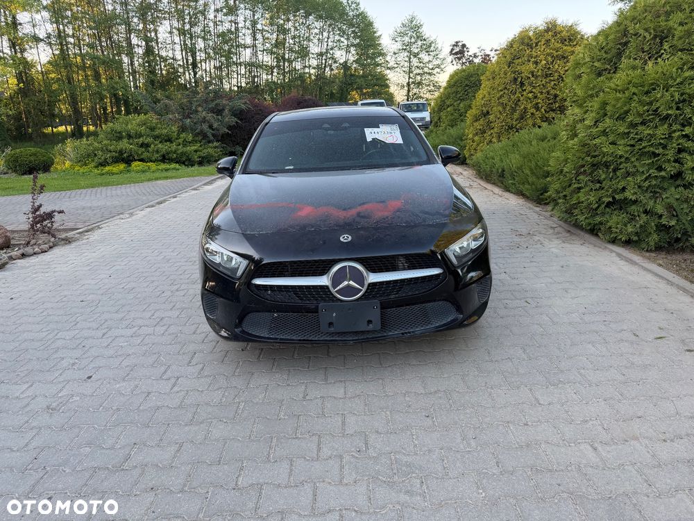 Mercedes-Benz Klasa A 220 4Matic 7G-DCT - 2
