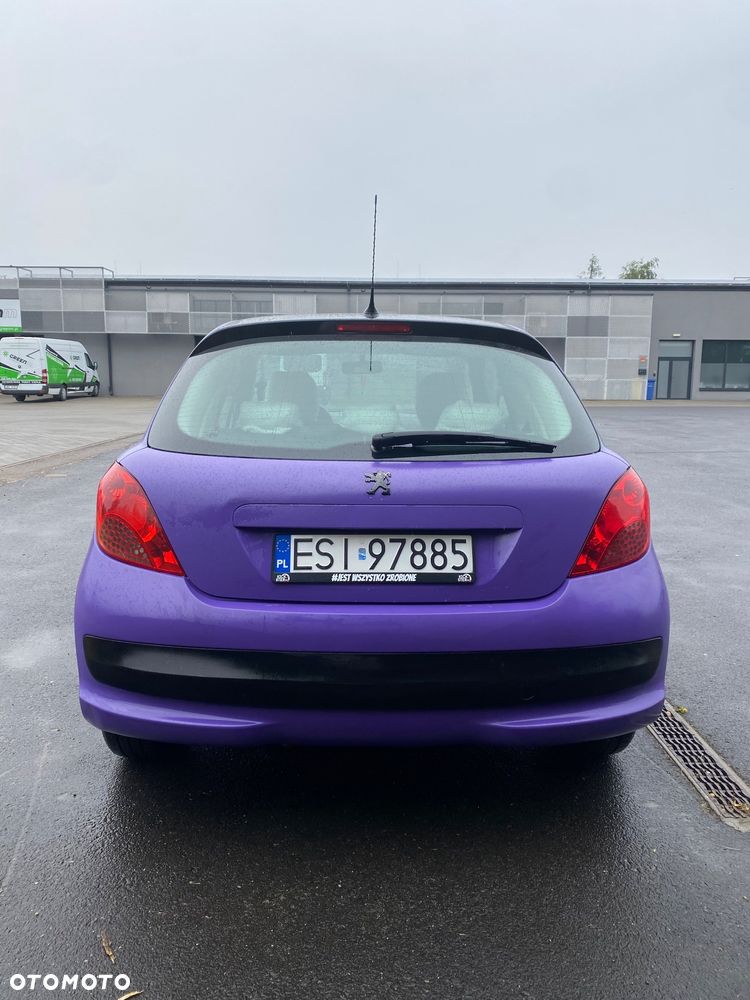Peugeot 207 1.4 16V Presence - 4