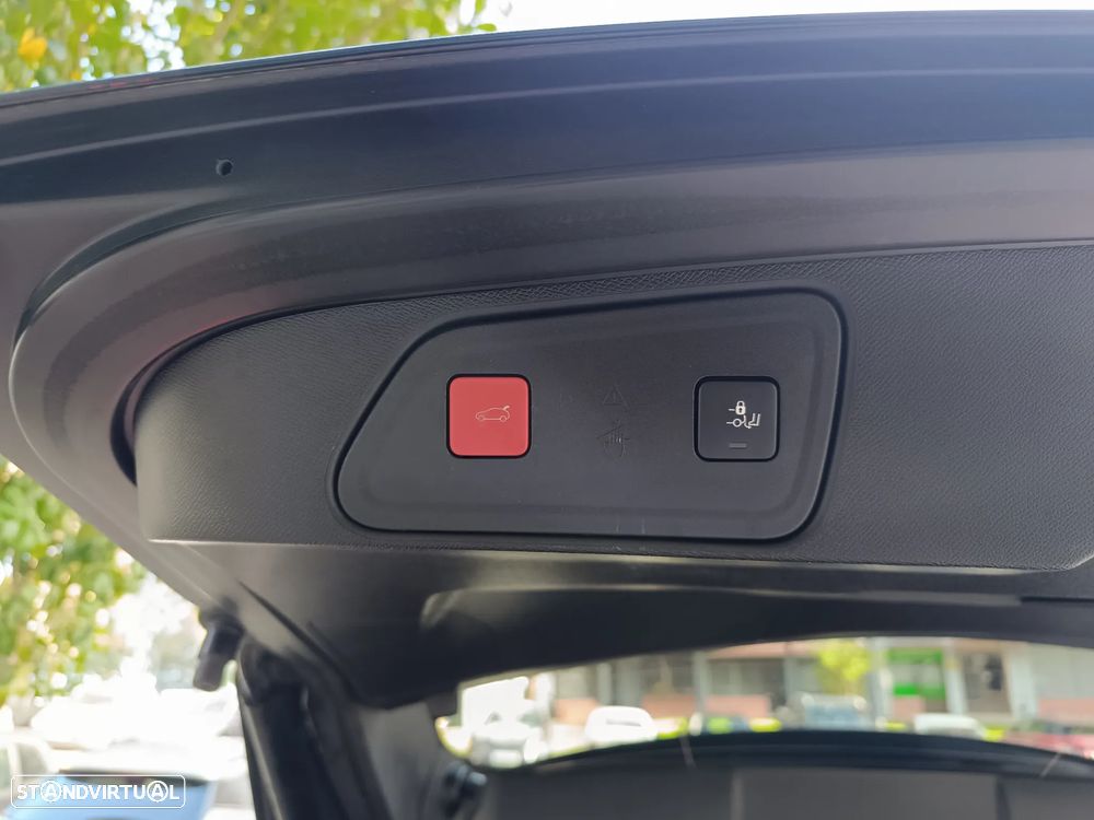 Peugeot 3008 1.2 PureTech GT EAT8 - 38