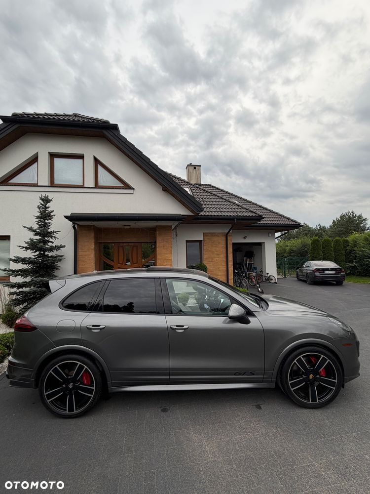 Porsche Cayenne GTS - 1