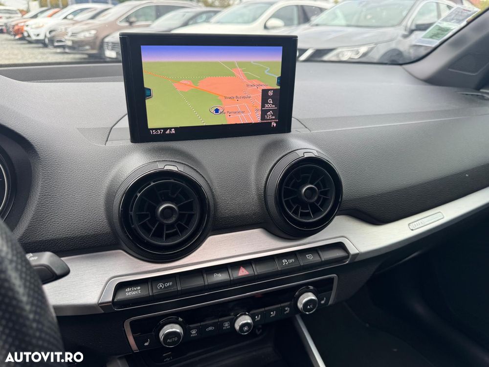 Audi Q2 1.6 30 TDI S tronic Sport - 8