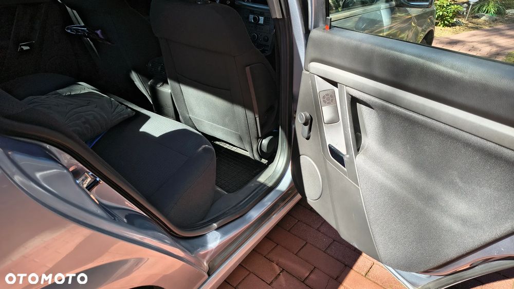 Opel Vectra 1.9 CDTI Elegance - 17