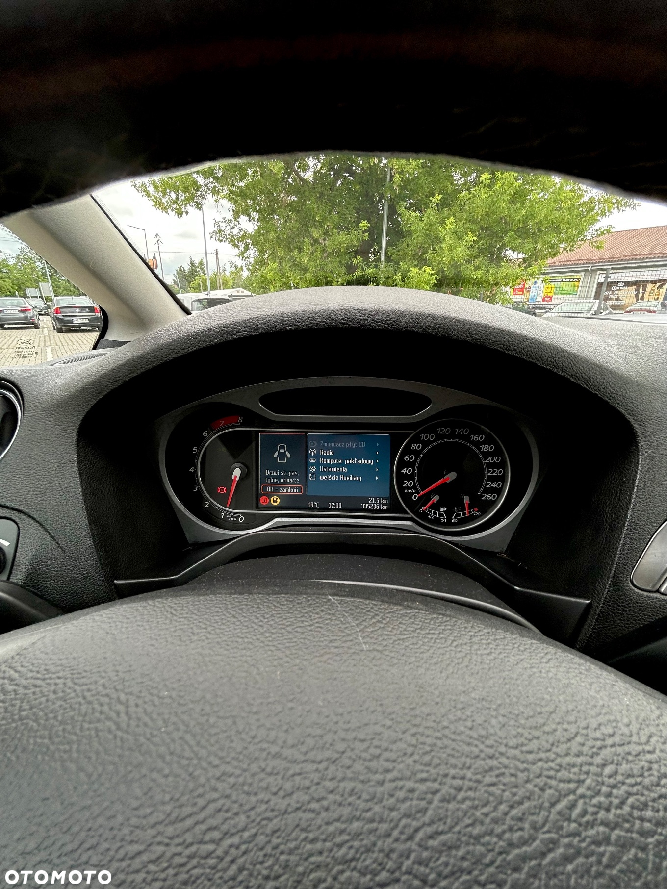 Ford S-Max - 14