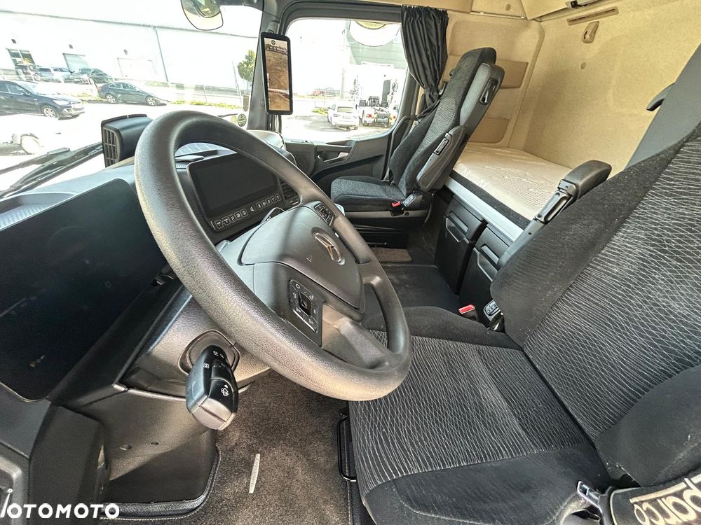 Mercedes-Benz Actros - 30
