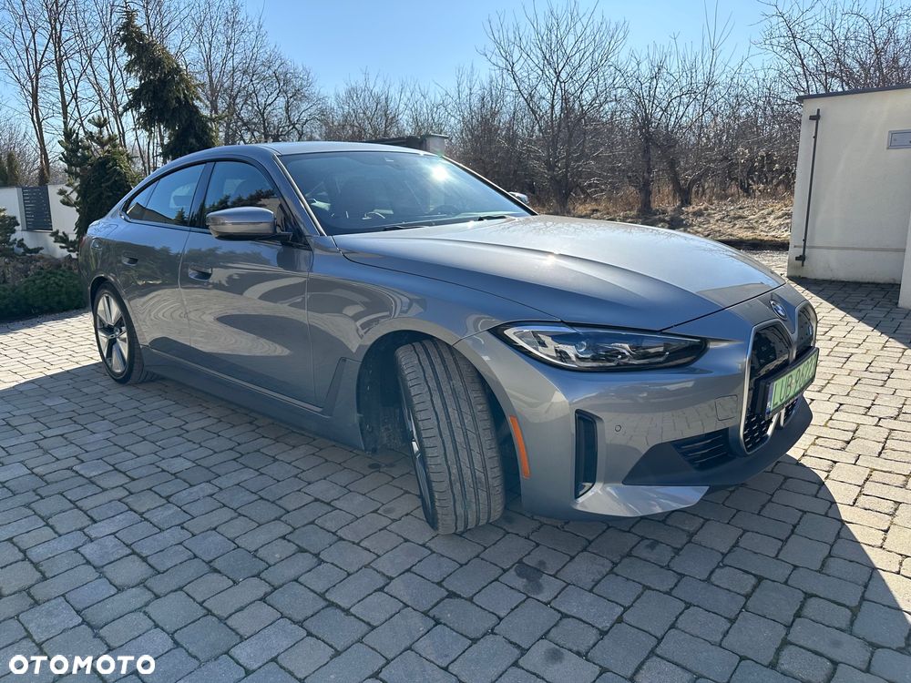 BMW i4 - 3