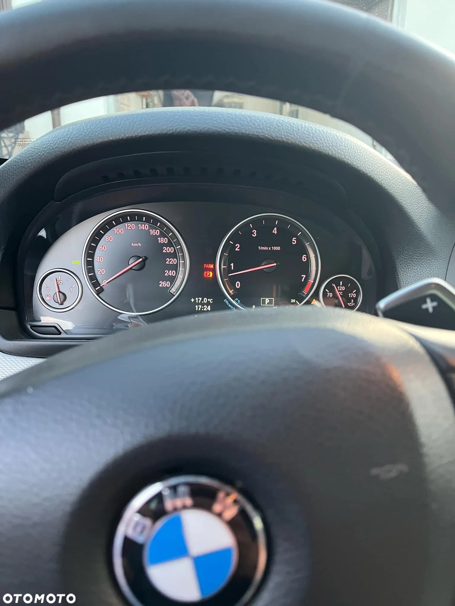 BMW Seria 5 535i xDrive - 15