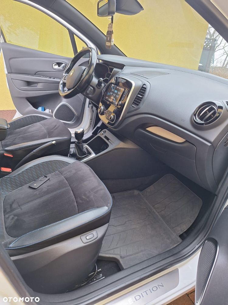 Renault Captur - 16