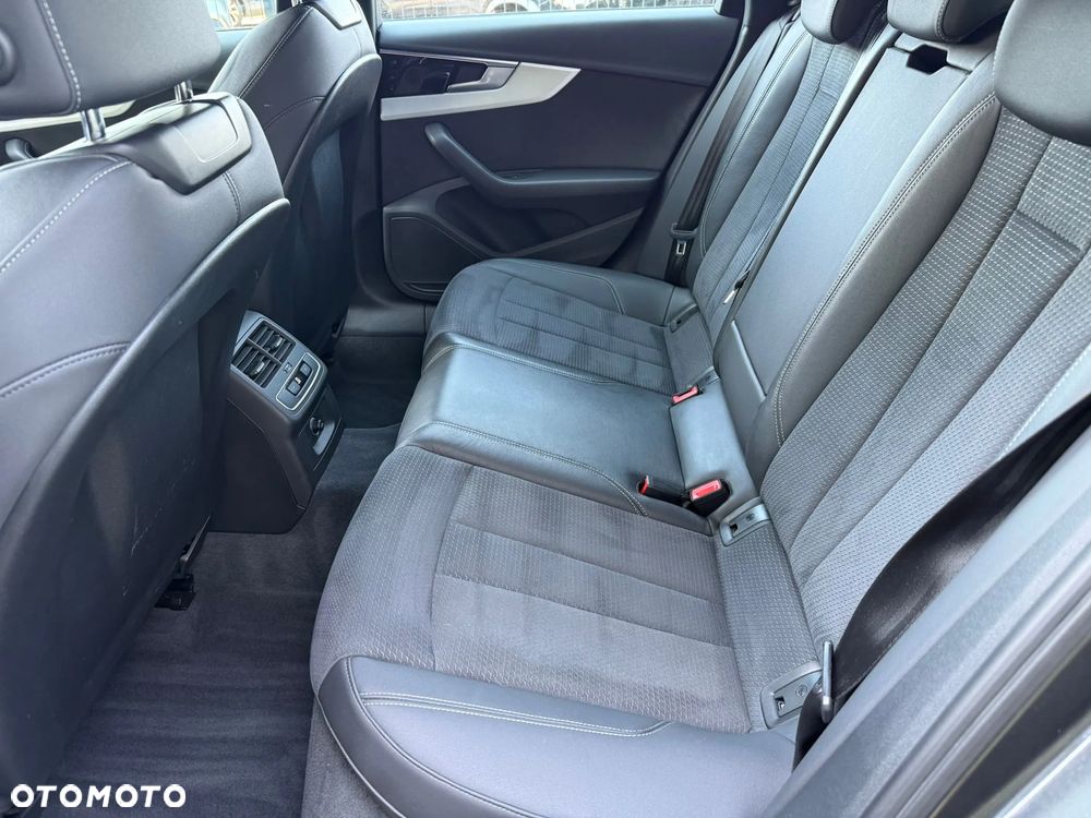 Audi A4 - 14