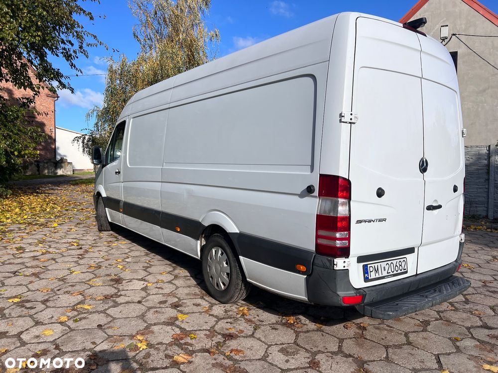 Mercedes-Benz Sprinter - 7