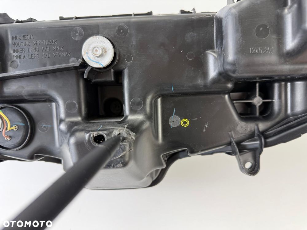 Przednia lampa reflektor Yamaha X-Max 125 2023+ - 14
