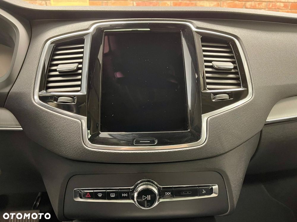Volvo XC 90 D5 SCR AWD Momentum 7os - 15