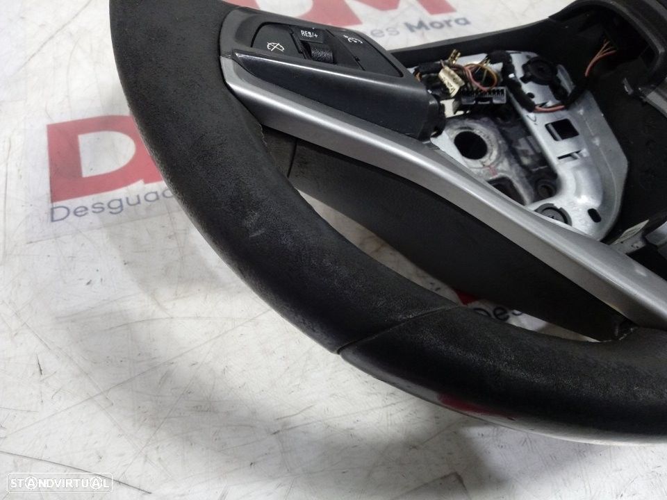 VOLANTE CHEVROLET CRUZE 2010 - - 3