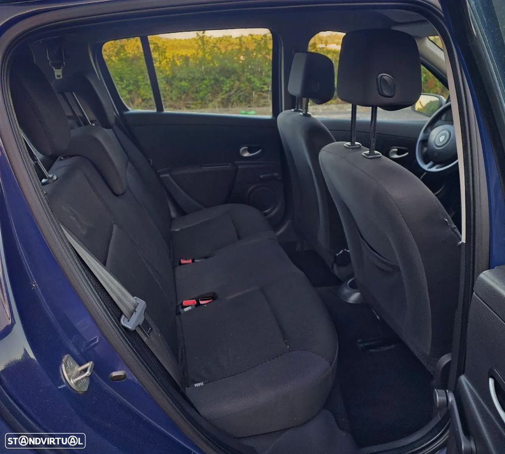 Renault Clio 1.5 dCi Confort - 10