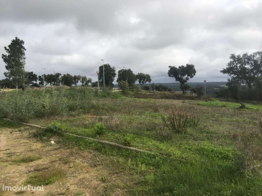 Terreno Urbano para construção - Grande imagem: 4/6