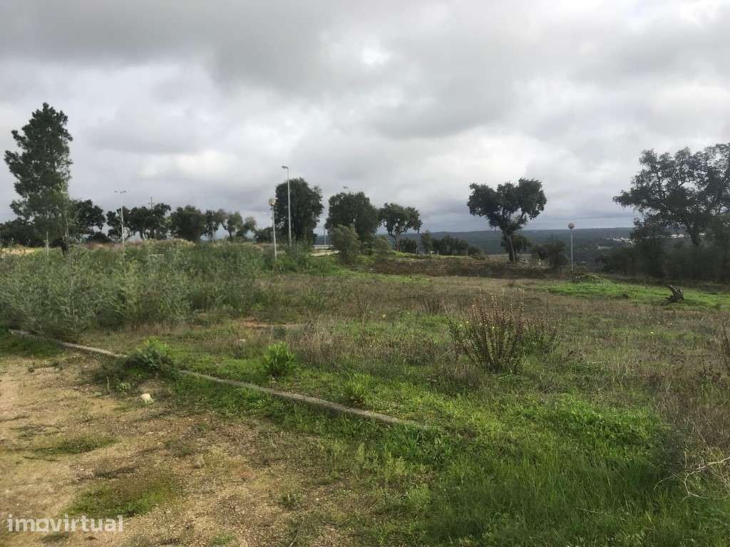 Terreno Urbano para construção - Grande imagem: 4/6