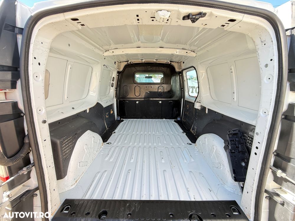 Renault Kangoo ENERGY dCi 90 FAP Start & Stop EXPERIENCE - 9