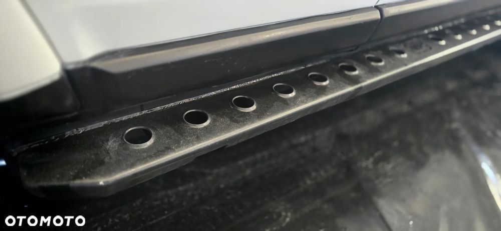 Land Rover Discovery - 10